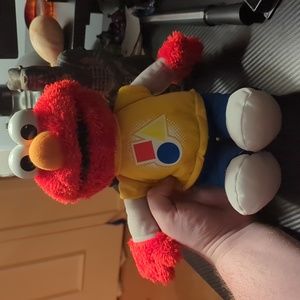 Sesame Elmo 14" Rockin Shapes/Colors Talk Sing